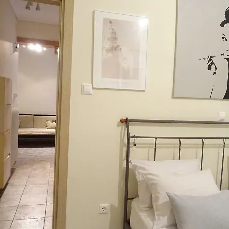 Nice N Cool Studio Near Katechaki Avenue アパート アテネ
